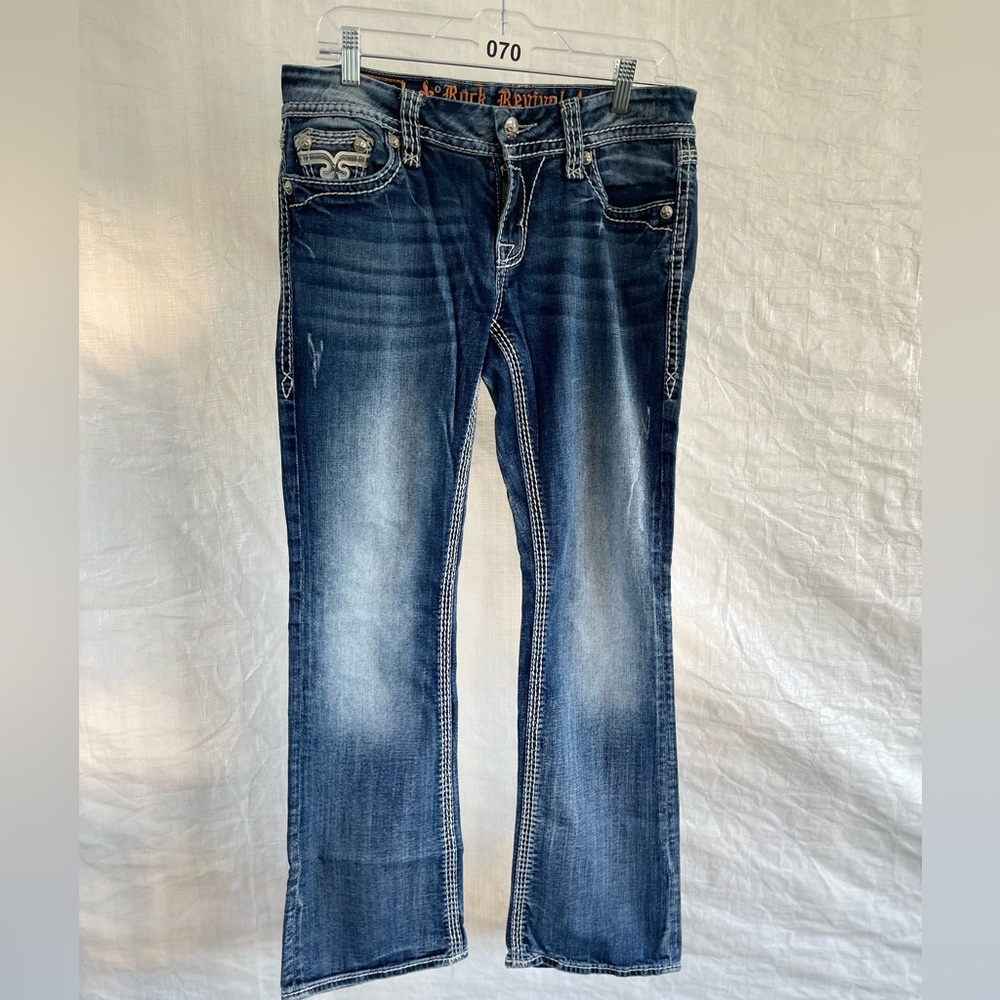 Rock Revival Lonnie Easy Boot Jeans. Triple stitching size 29. 29x30. 30 inseam